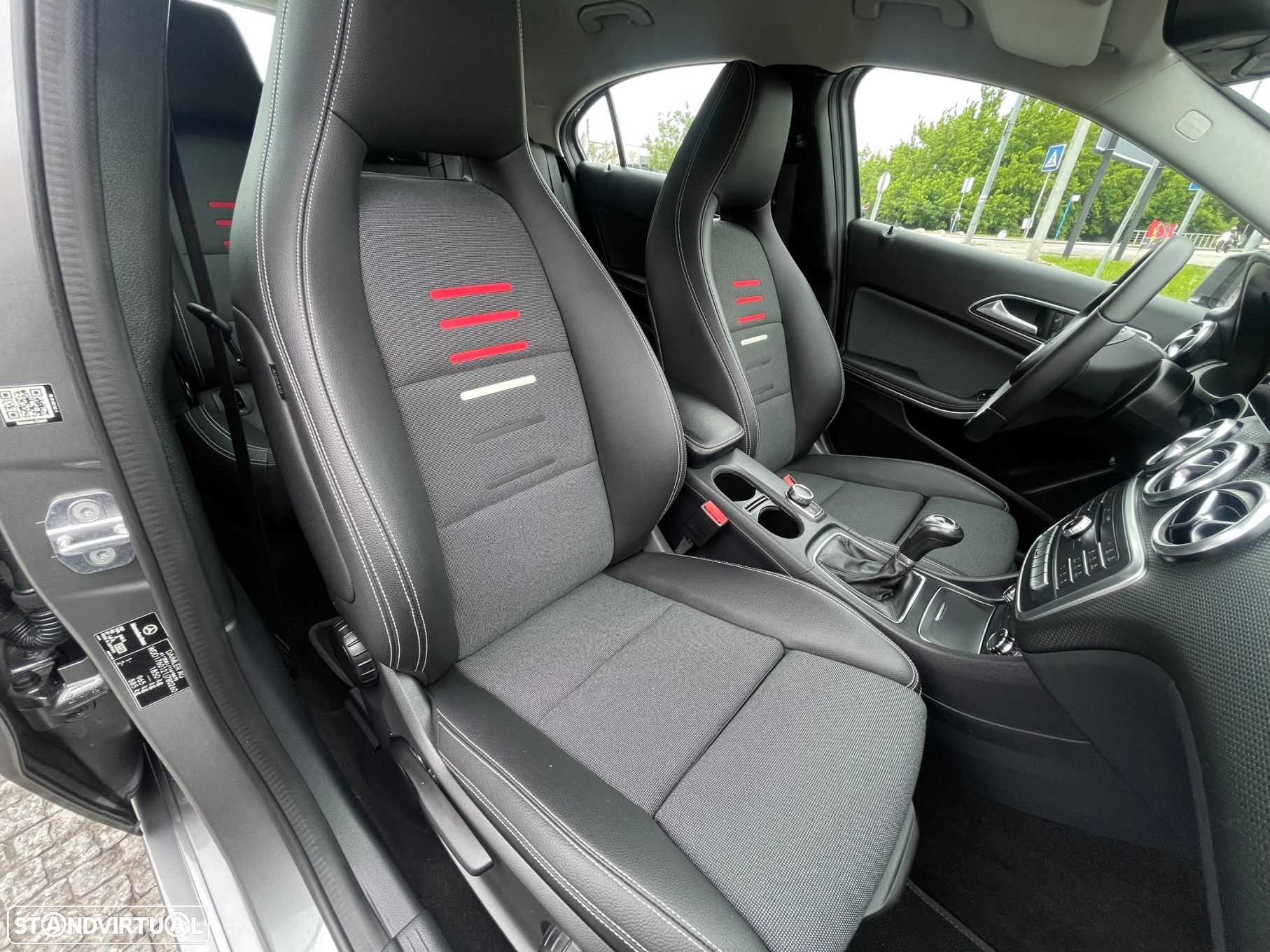 Mercedes-Benz A 180 d Style - 38