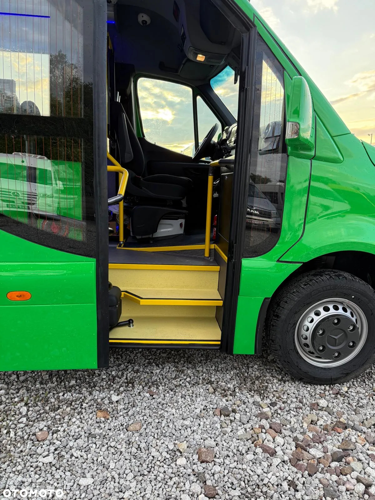 Mercedes-Benz Sprinter 517 CITY - 14