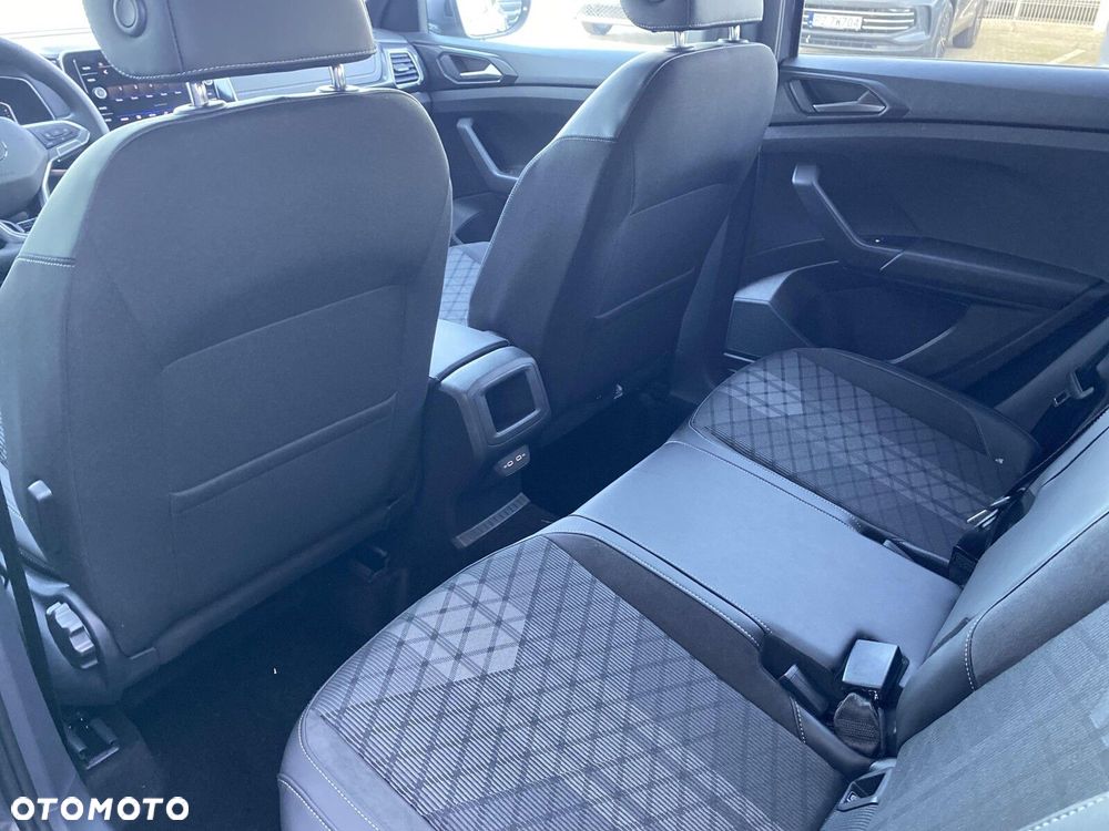 Volkswagen T-Cross - 21