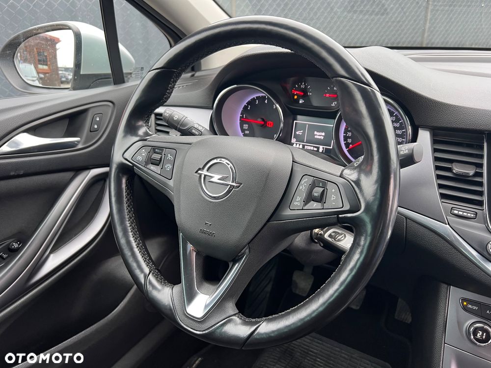 Opel Astra 1.4 Turbo Sports Tourer Dynamic - 23