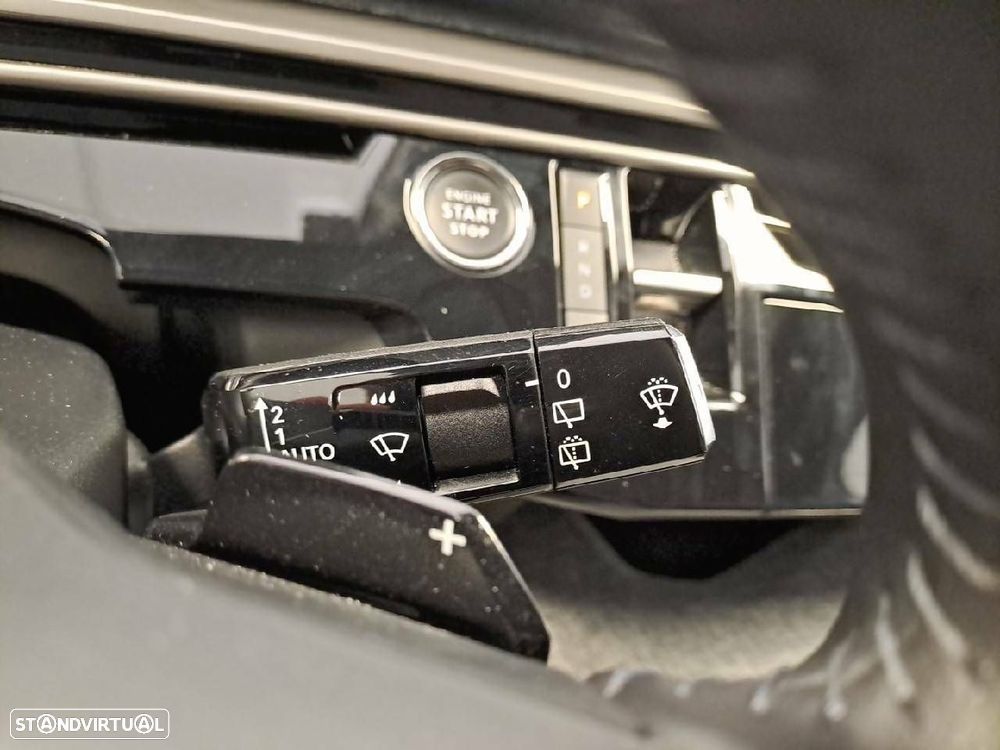 Peugeot 5008 1.2 Hybrid Allure e-DCS6 - 15