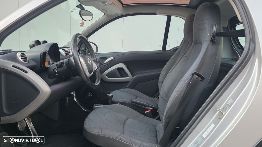 Smart ForTwo Coupé 1.0 mhd Pure 71 - 24