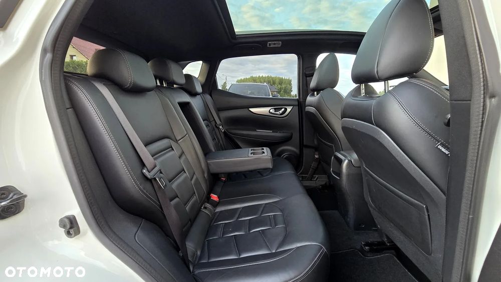 Nissan Qashqai 1.2 DIG-T TEKNA+ - 31