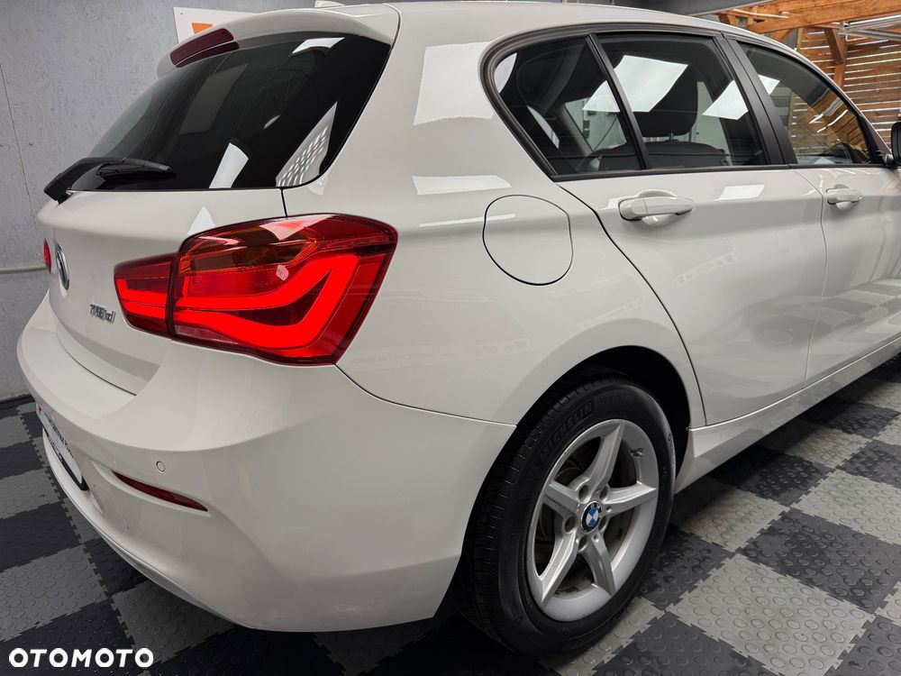 BMW Seria 1 - 21
