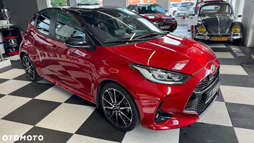 Toyota Yaris Hybrid 1.5 GR Sport - 3