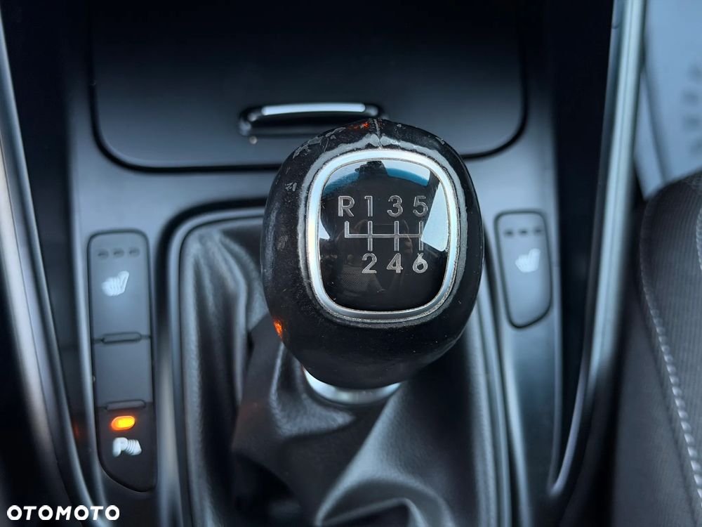 Kia Carens 1.6 GDI L EU6 - 28