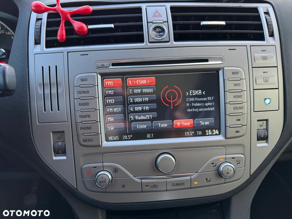 Ford Kuga 2.0 TDCi 4x4 Titanium - 9