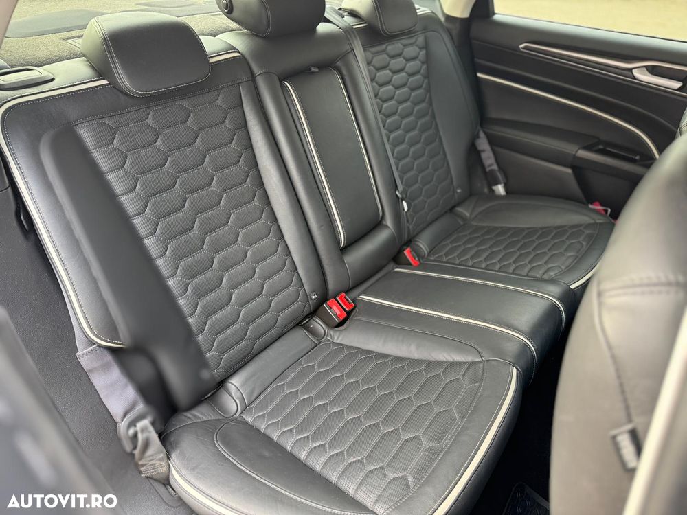 Ford Mondeo 2.0 HEV Vignale - 20