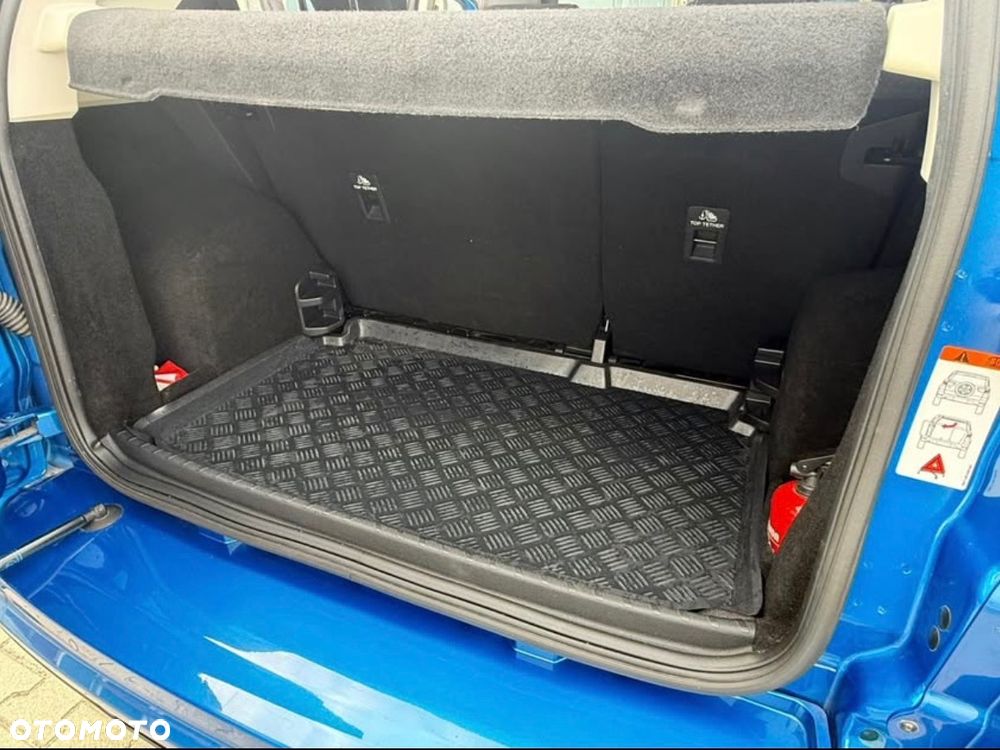 Ford EcoSport - 10