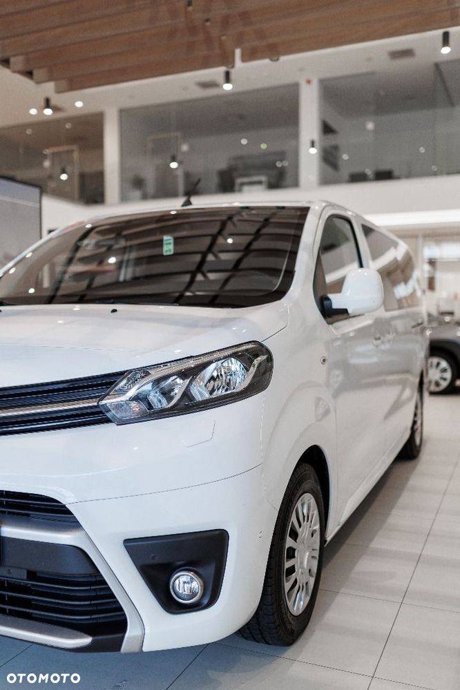 Toyota Proace Verso - 30