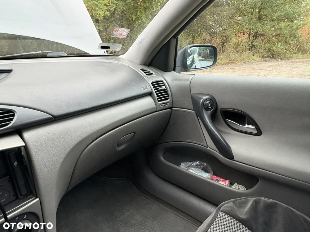 Renault Laguna II 1.9 dCi Expression - 7