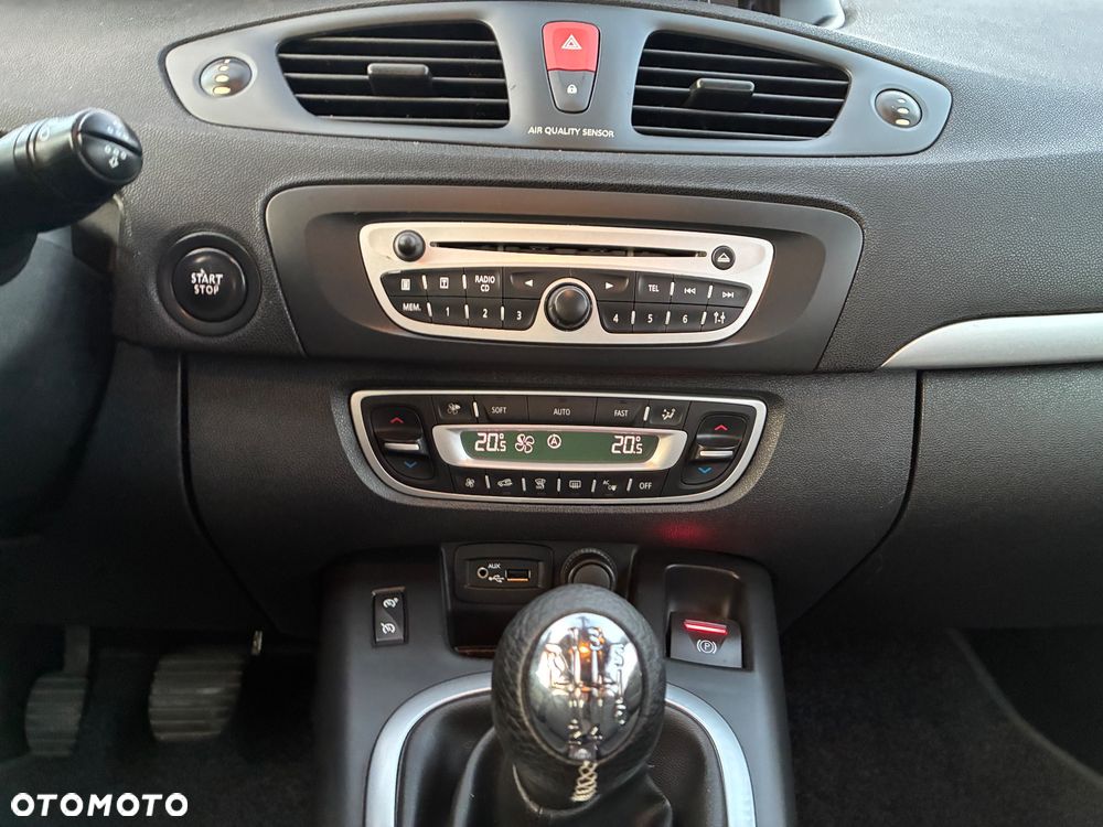 Renault Scenic 1.4 16V TCE TomTom Edition - 29