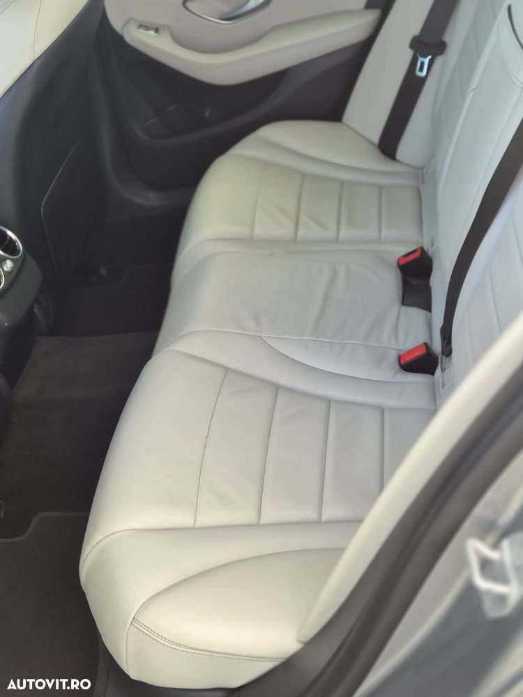 Mercedes-Benz C 220 CDI BlueEFFICIENCY T-modell - 11