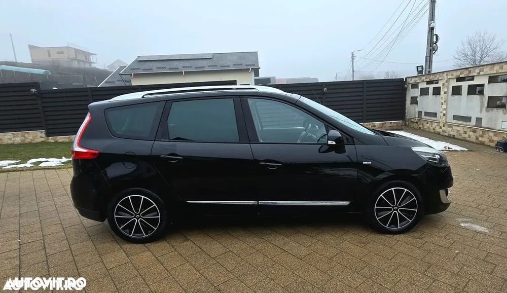 Renault Grand Scenic - 9
