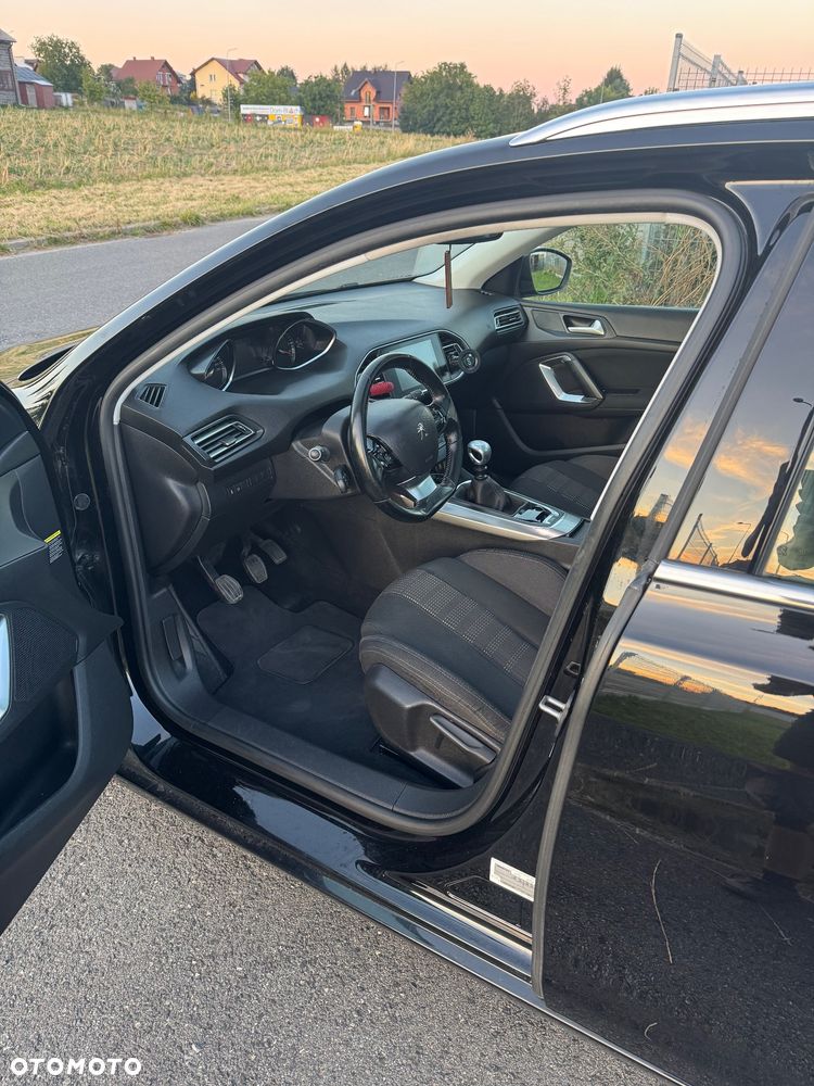 Peugeot 308 2.0 BlueHDi Allure S&S - 7