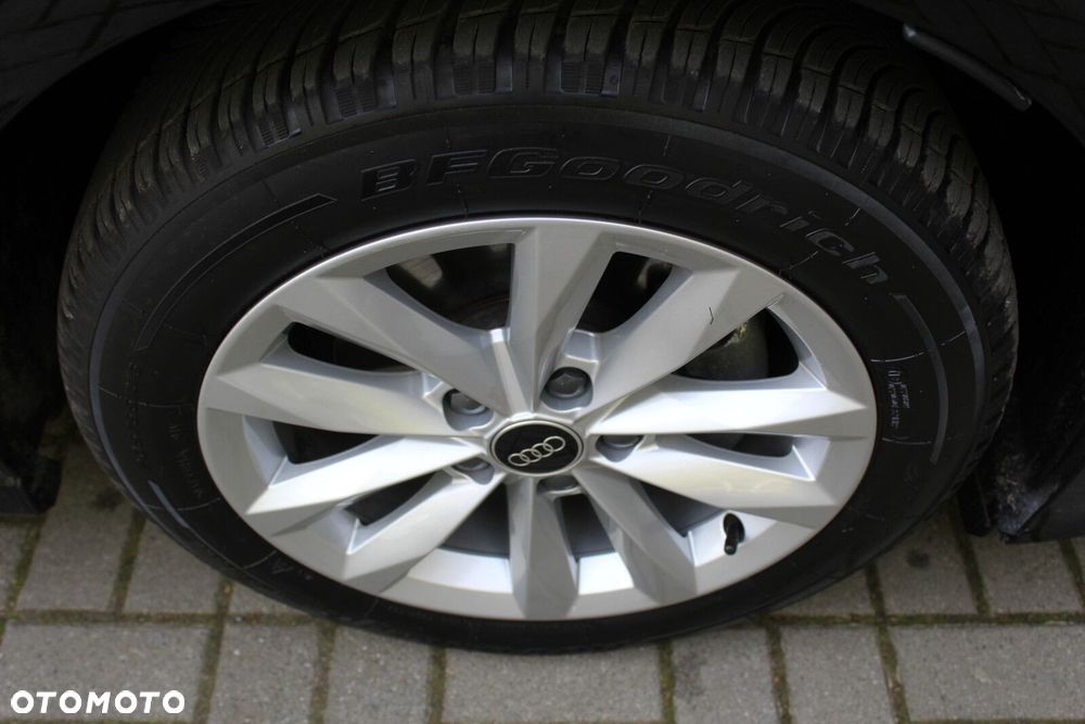 Audi A3 Sportback 30 TFSI mHEV S tronic - 23