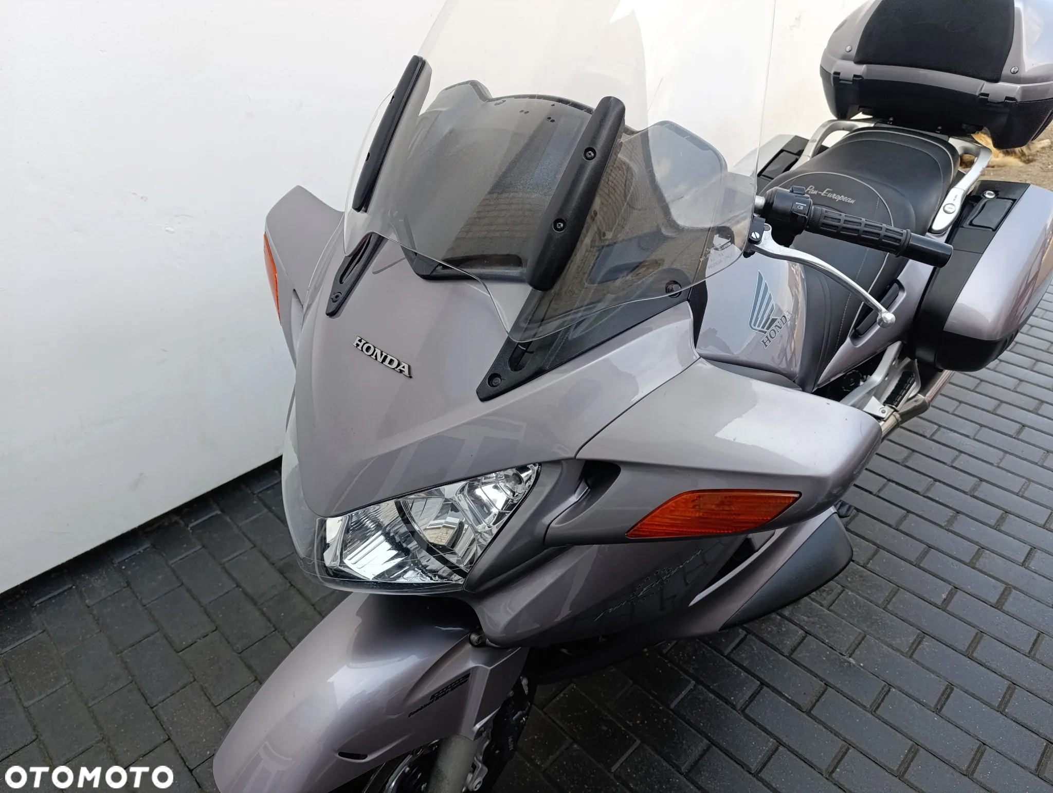 Honda ST - 10