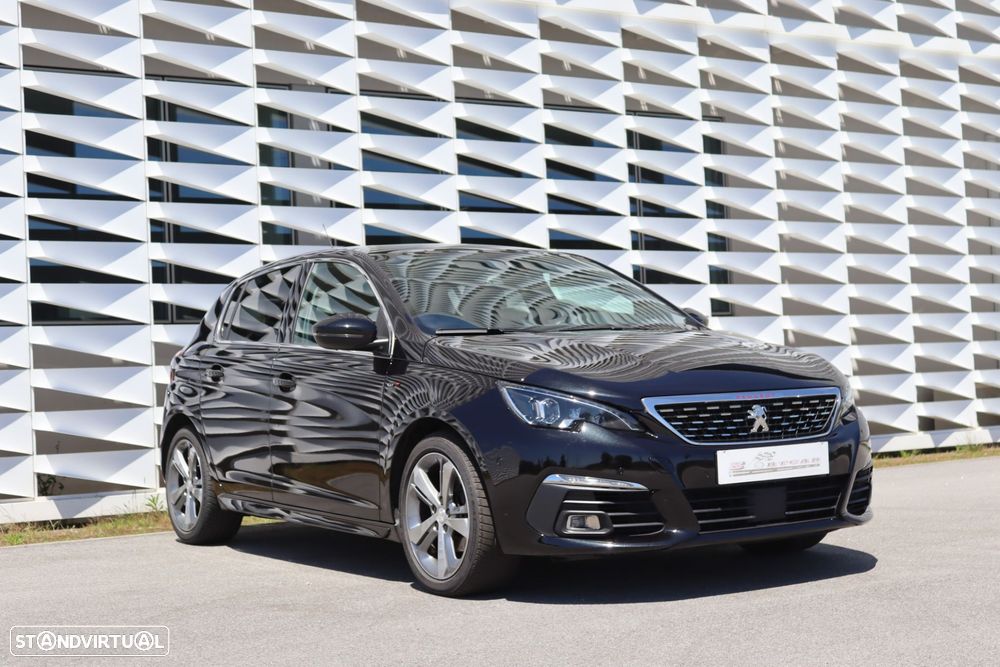 Peugeot 308 2021 photo 2