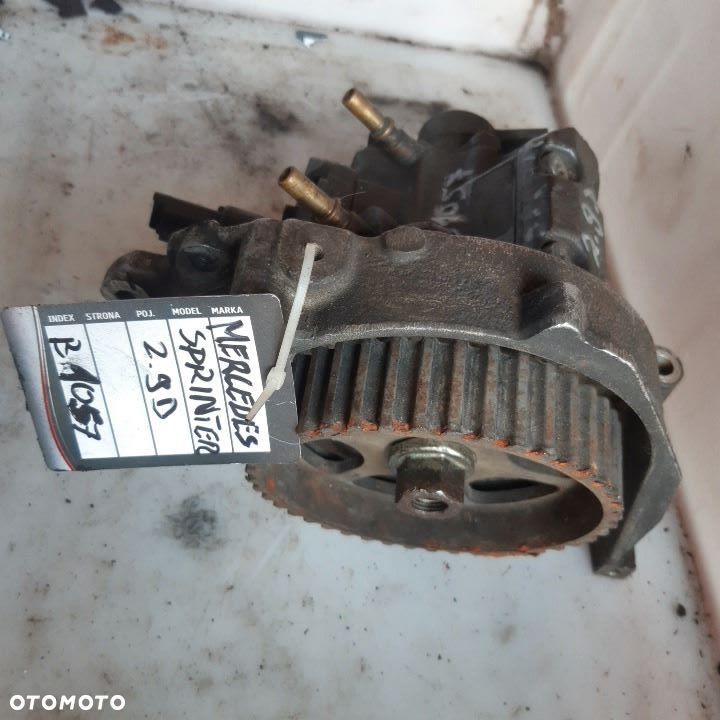 Pompa wtryskowa Mercedes Sprinter 2.9 - 2