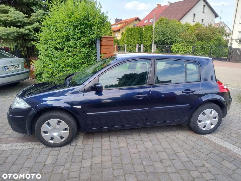 Renault Megane 1.6 Avantage - 7