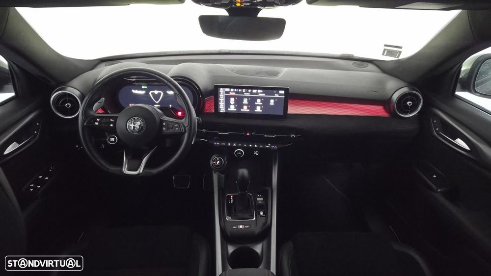 Alfa Romeo Tonale 1.3 Plug-In Hybrid Veloce e-AWD - 8