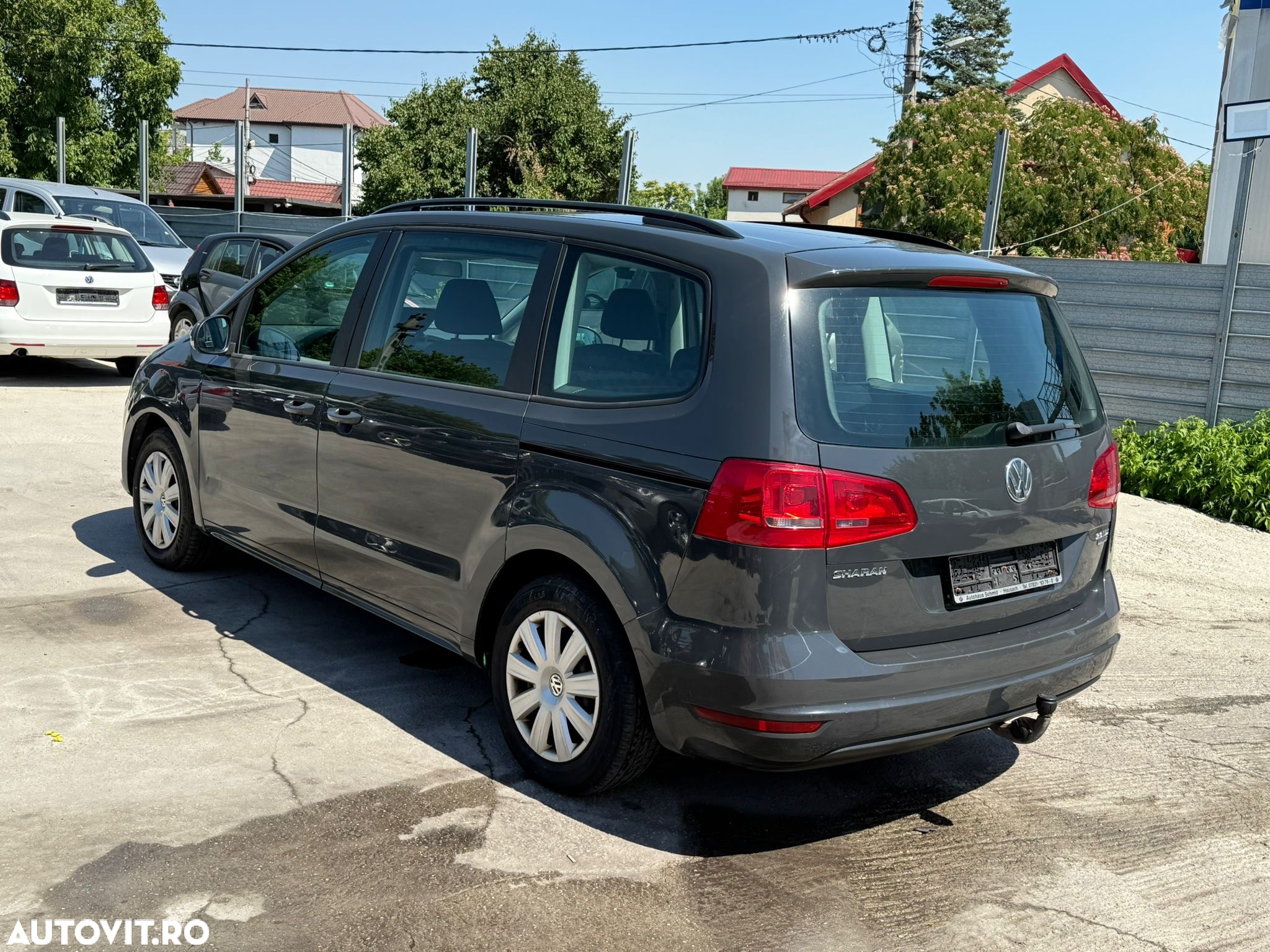 Volkswagen Sharan 2.0 TDI BlueMotion Technology Comfortline - 4