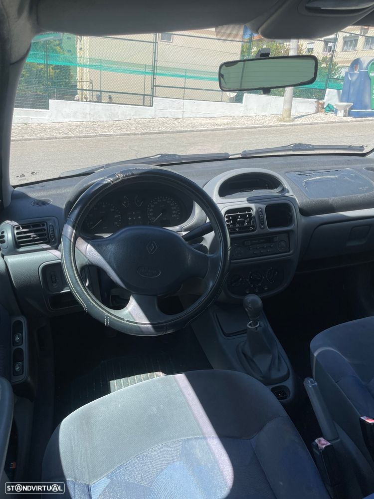 Renault Clio 1.2 - 7