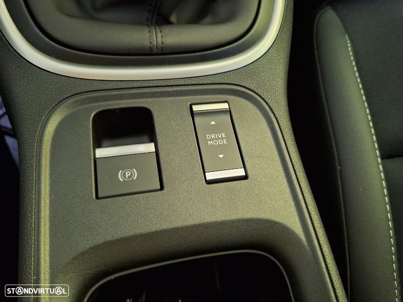 Jeep Avenger 1.2 GSE T3 Altitude - 30