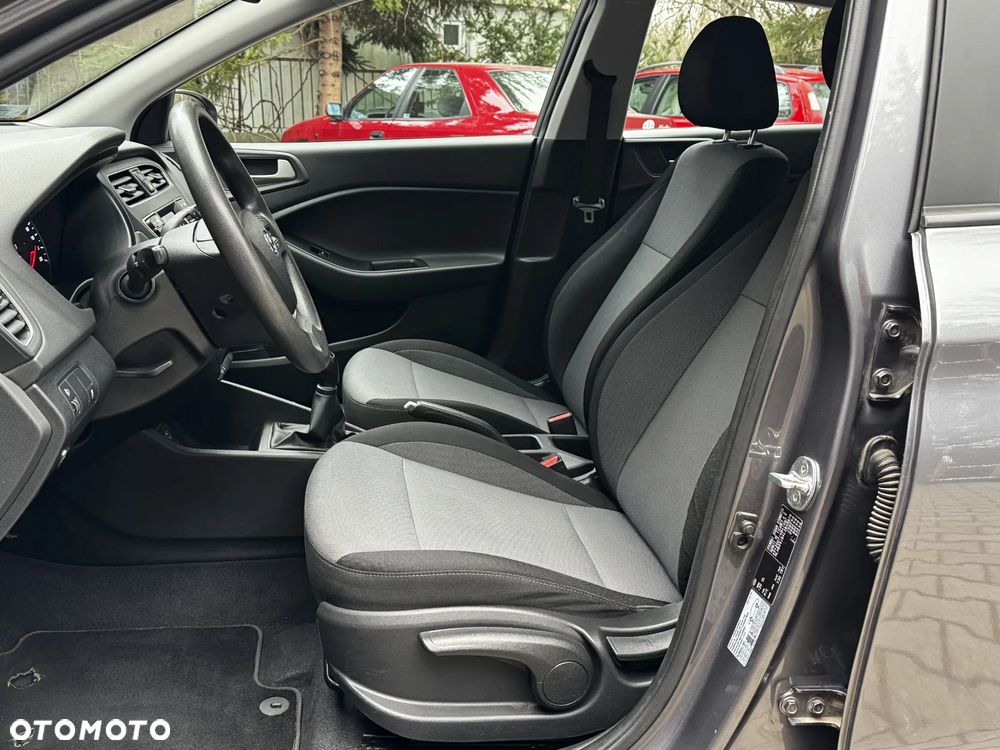 Hyundai i20 1.2 Classic Plus - 8