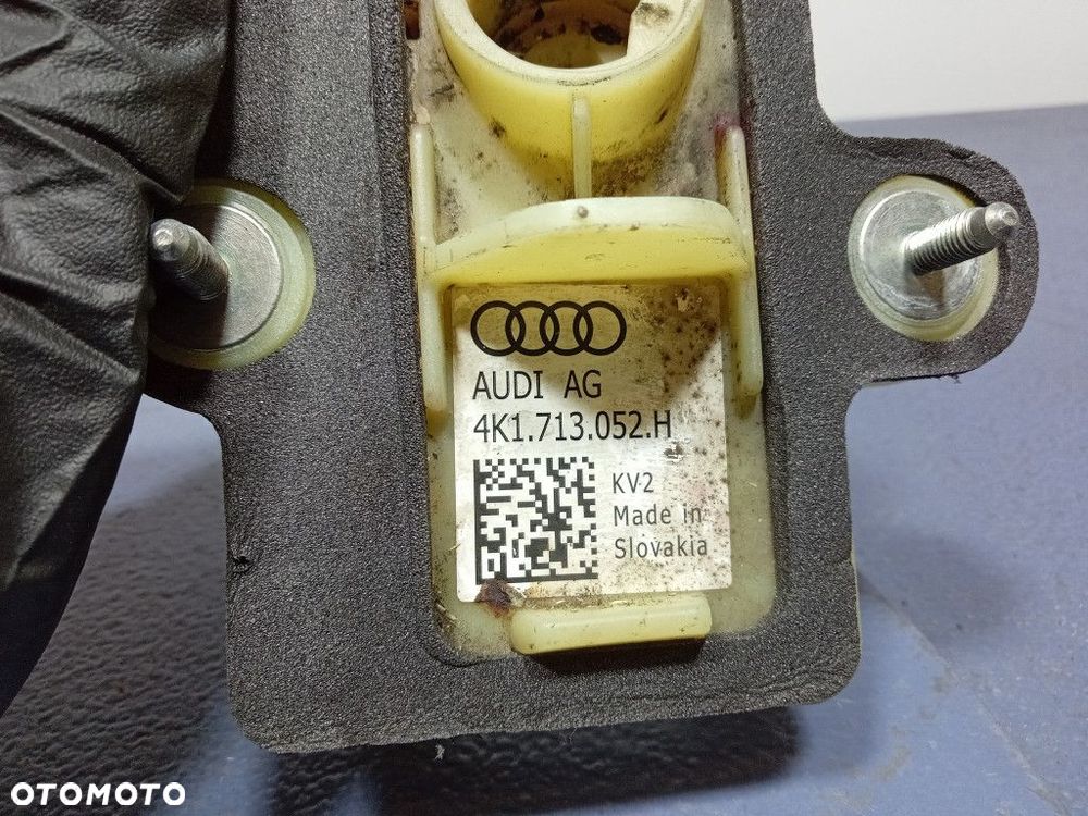 AUDI A7 C8 ELEMENT ODBLOKOWUJĄCY AWARYJNIE SKRZYNIE AUTOMATYCZNĄ 4K1713052H - 2