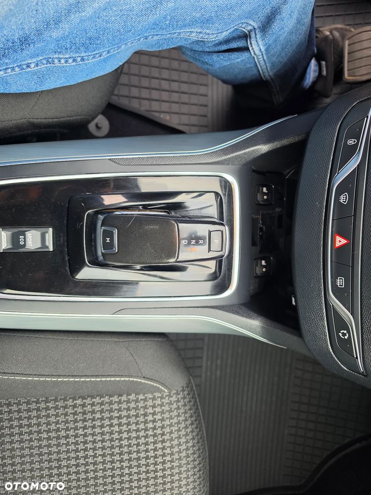 Peugeot 308 - 21