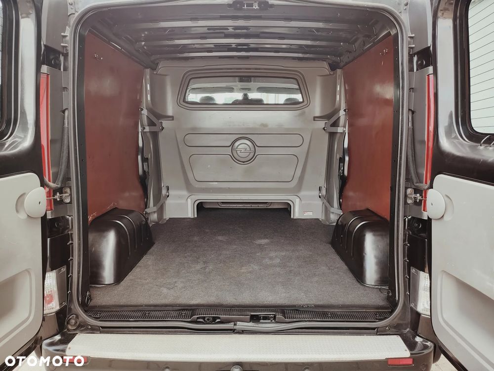 Opel Vivaro brygadówka long - 20
