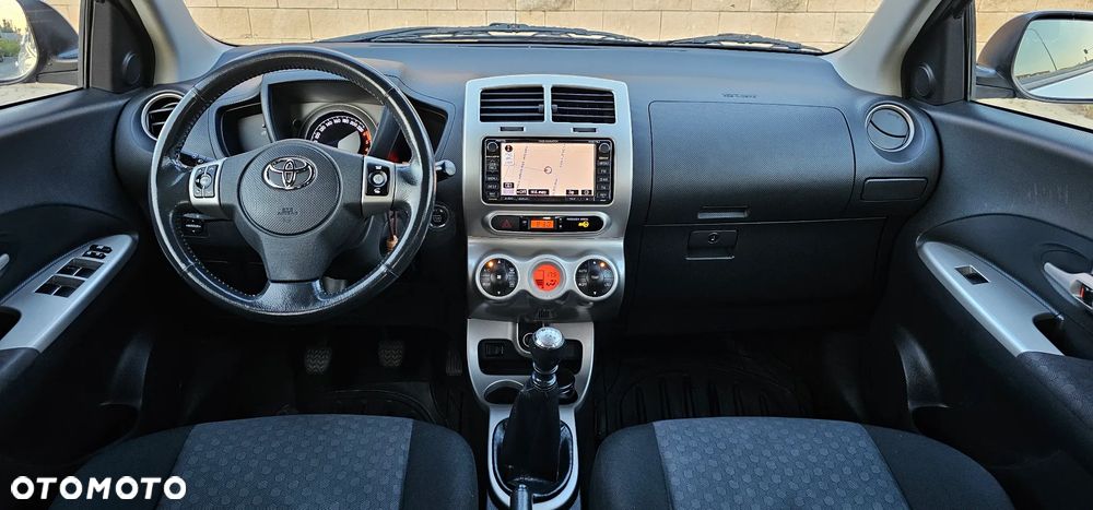 Toyota Urban Cruiser 1.4 D-4D Luna - 7