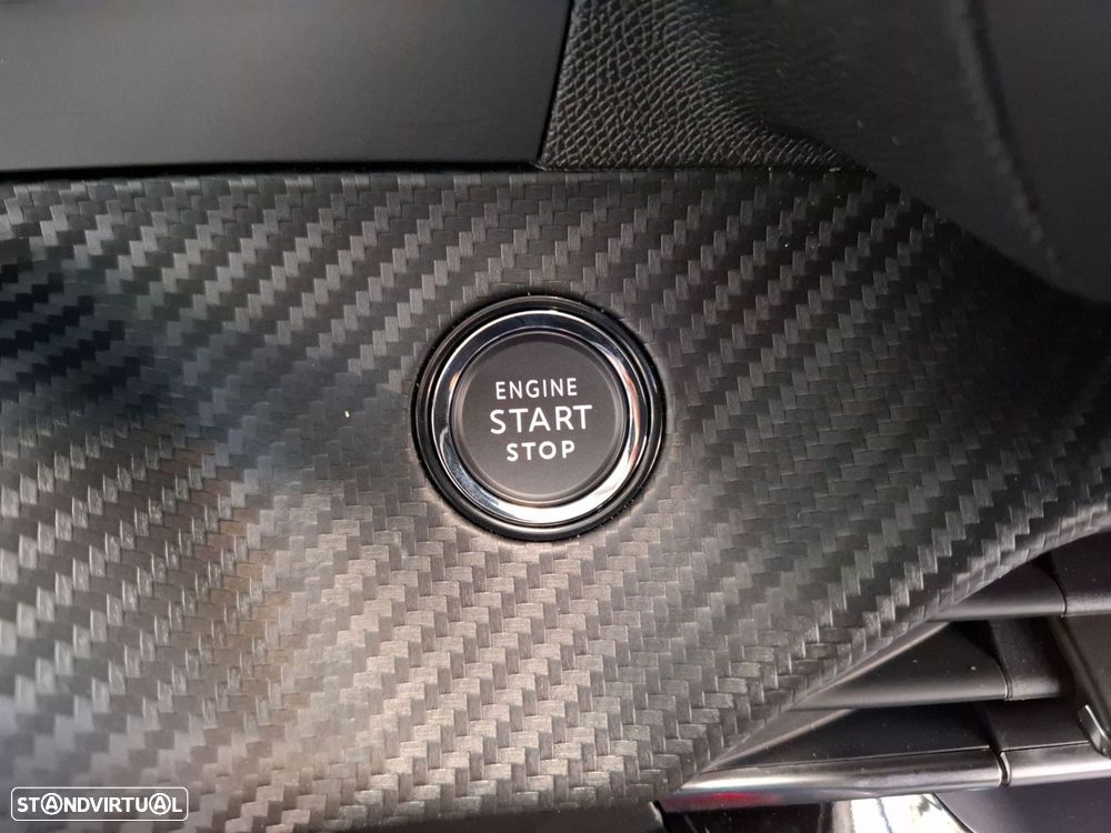 Peugeot e-2008 54 kWh Allure - 22