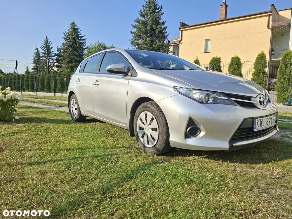 Toyota Auris 1.33 VVT-i Active - 2