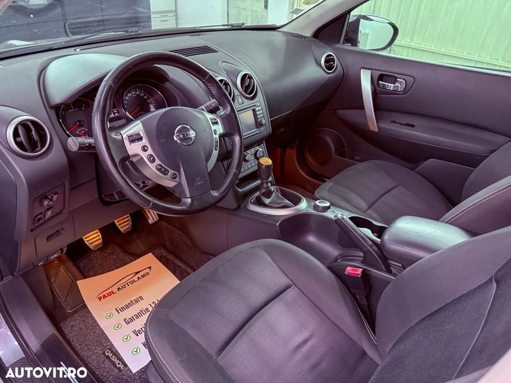 Nissan Qashqai 2.0 DCI 4 x 4 DPF tekna - 18