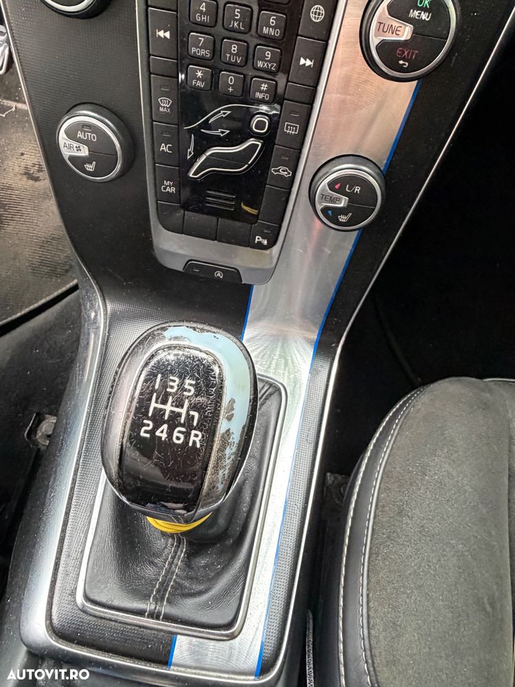 Volvo V40 D2 Basic - 14