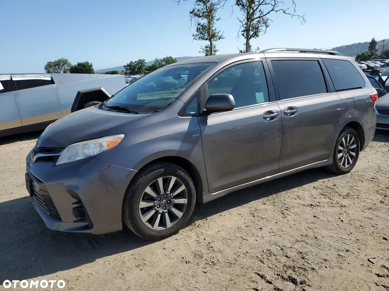 Toyota Sienna 3.5 V6 LE AWD - 1