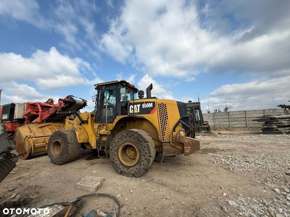 Caterpillar 950M - 4
