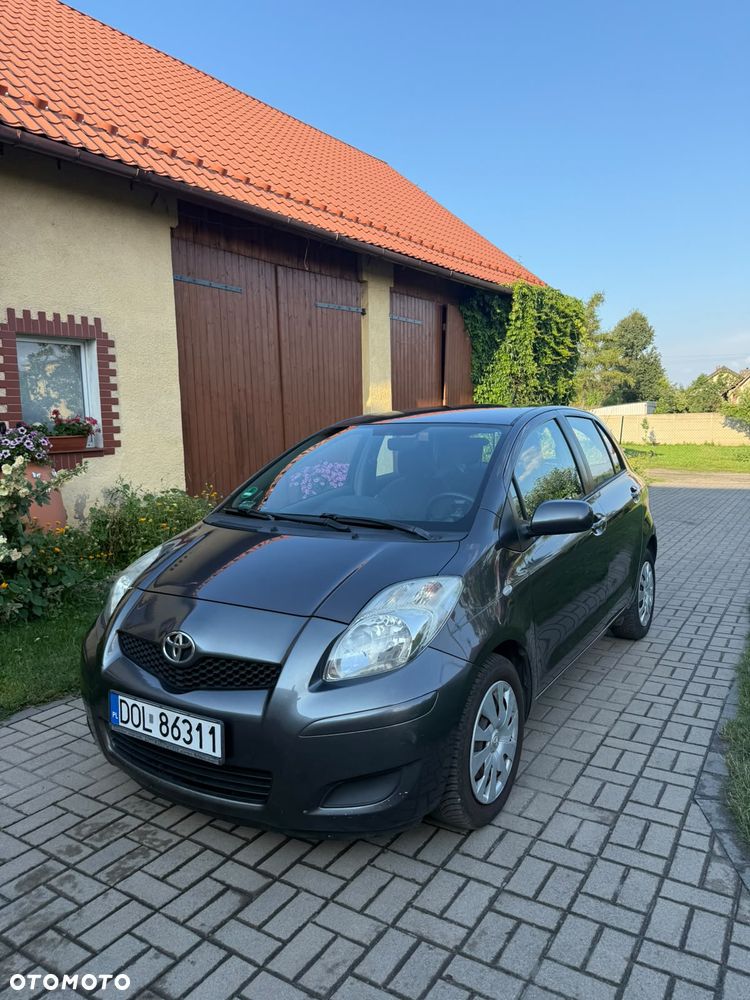 Toyota Yaris 1.4 D-4D Prestige - 1