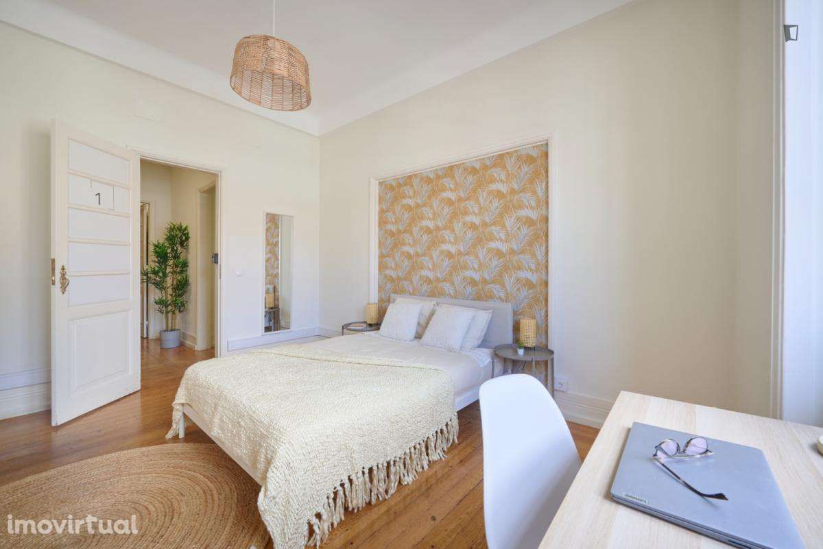 Quarto - localizado em Marquês de Pombal Lisbon - Grande imagem: 5/35