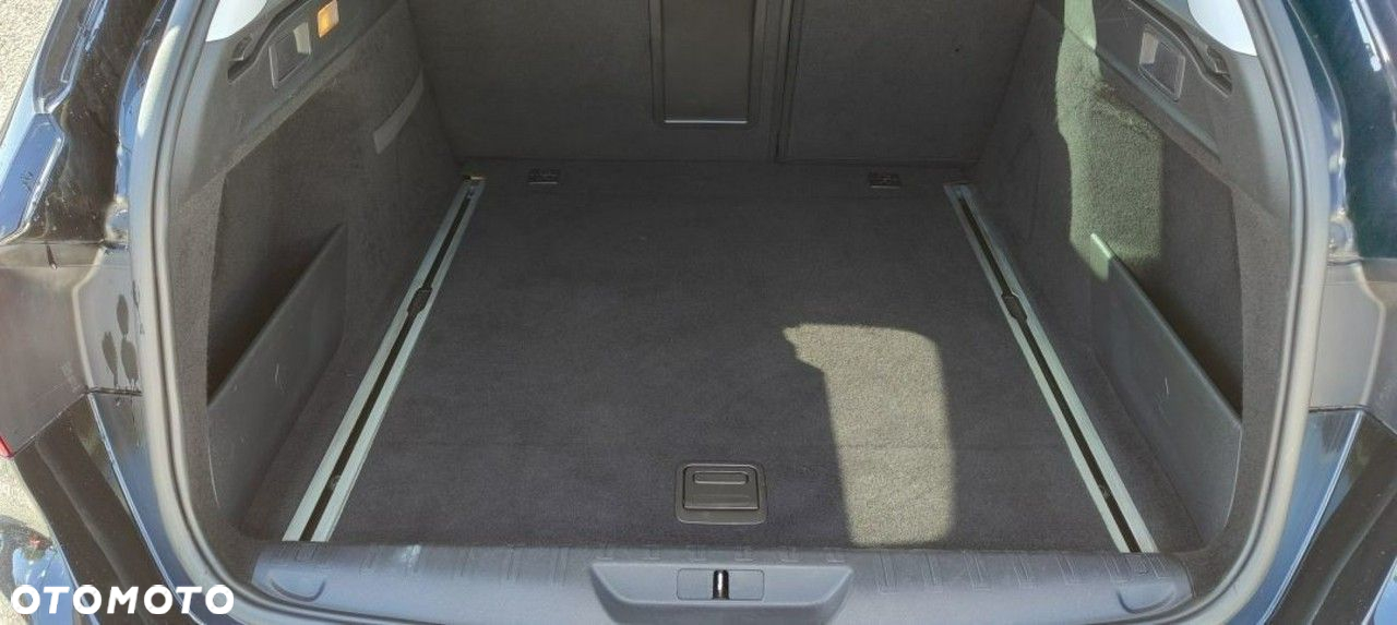 Peugeot 308 - 9
