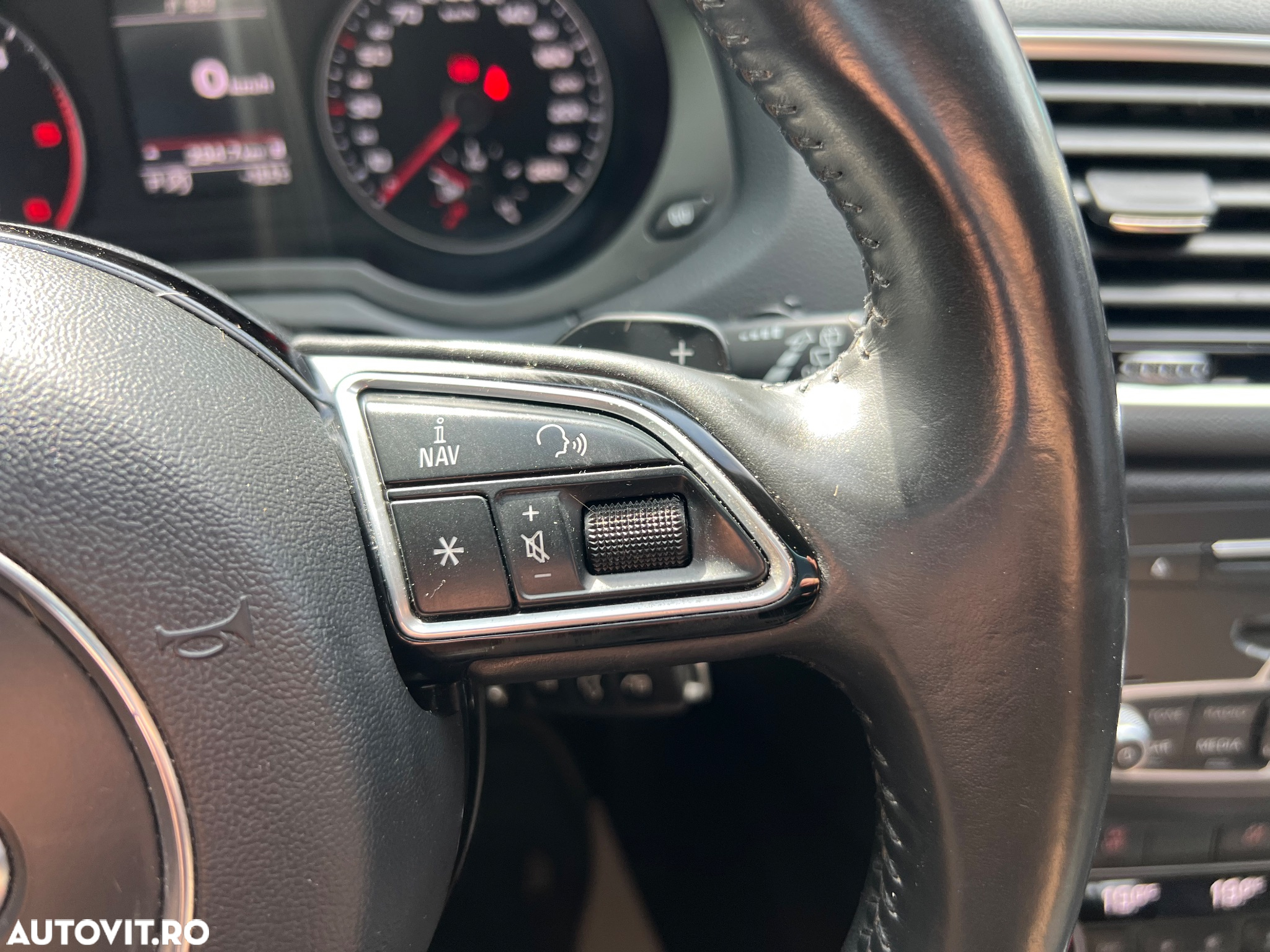 Audi Q3 2.0 TDI Quattro Stronic Sport - 17