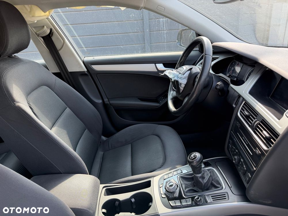 Audi A4 Avant 2.0 TDI DPF Attraction - 29