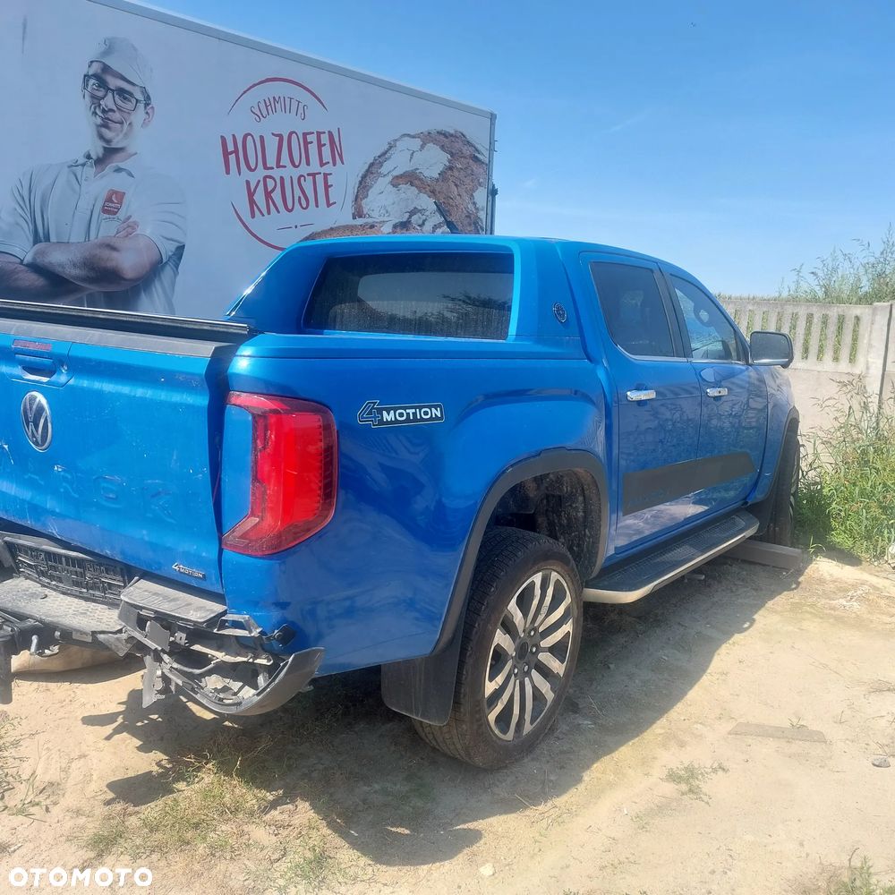 Volkswagen Amarok 3.0 V6 TDi 4MOTION Aventura - 2