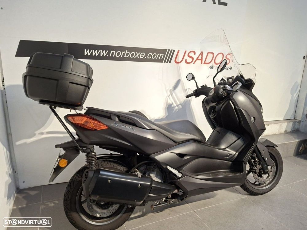 Yamaha X-Max 300 - 2