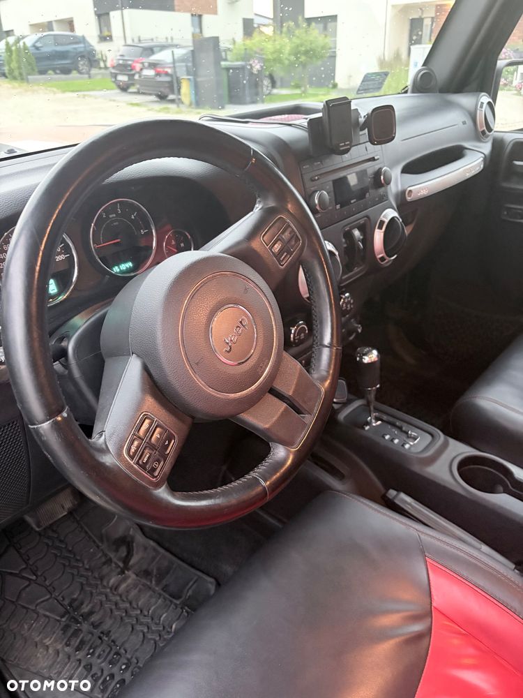 Jeep Wrangler 2.8 CRD Unlim Sport - 8