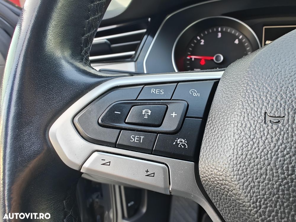 Volkswagen Passat 2.0 TDI SCR DSG Business - 9