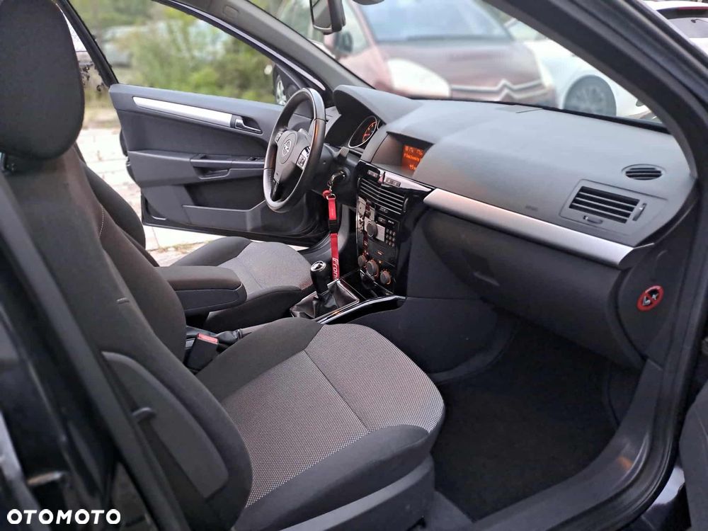 Opel Astra 1.6 - 14