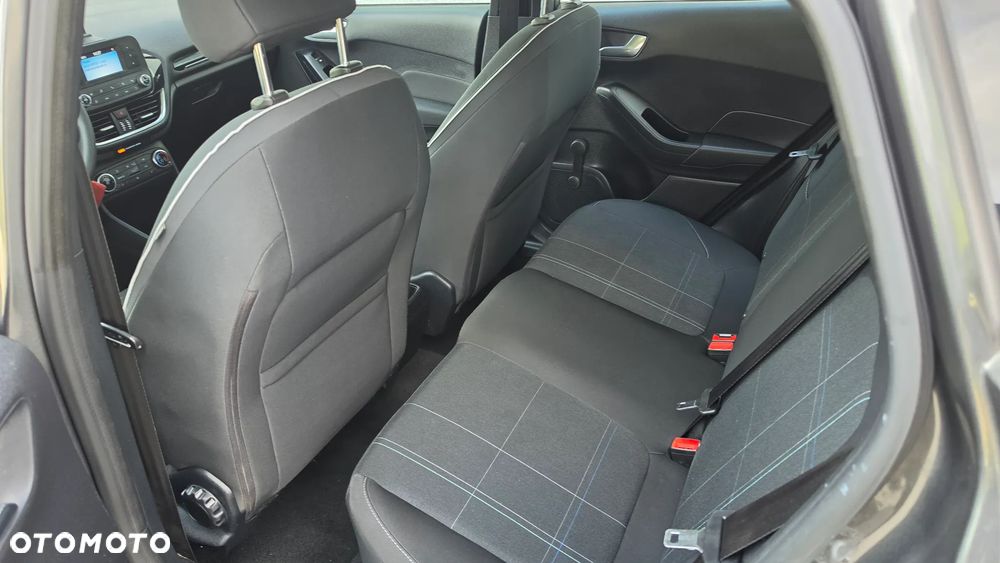 Ford Fiesta 1.1 S&S COOL&CONNECT - 11